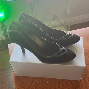 Naturalizer Black Heels with Silver Accents
